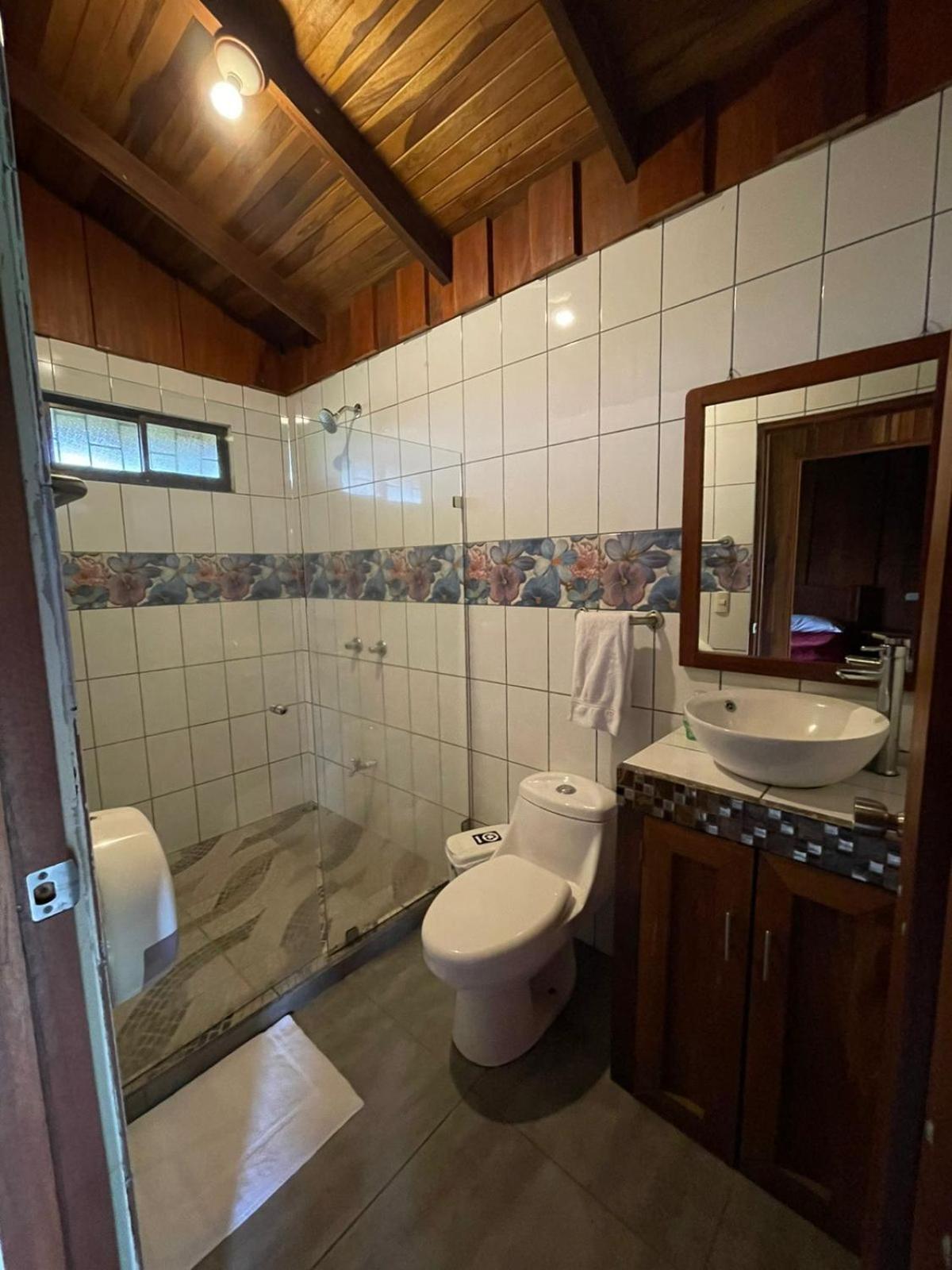 Cabinas La Catarata La Fortuna Екстер'єр фото