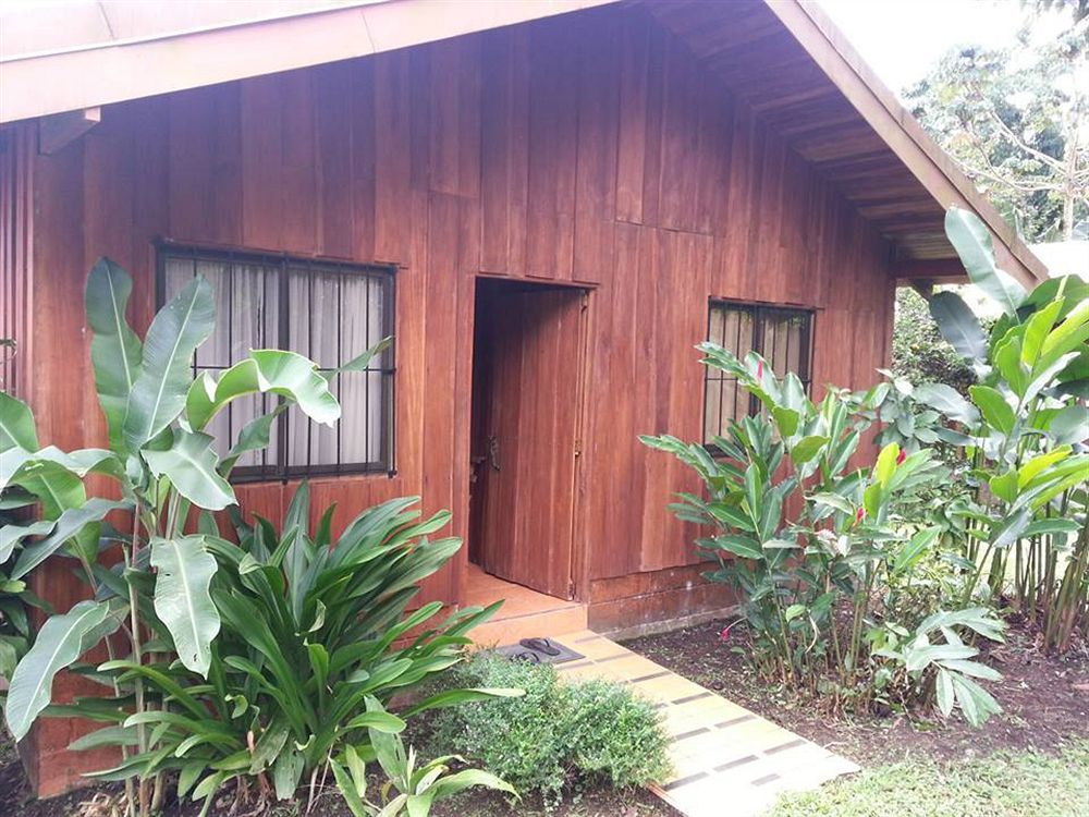 Cabinas La Catarata La Fortuna Екстер'єр фото